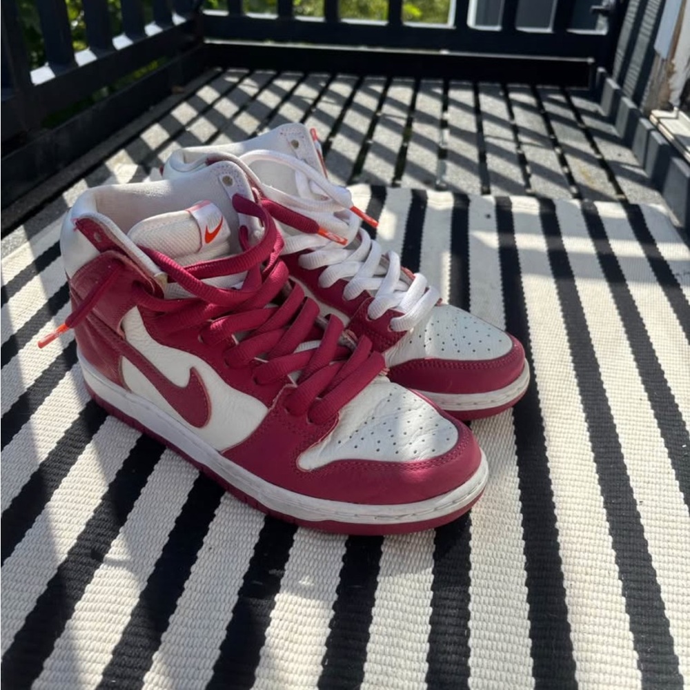 Nike Women's Crimson and White High-Top Sneakers